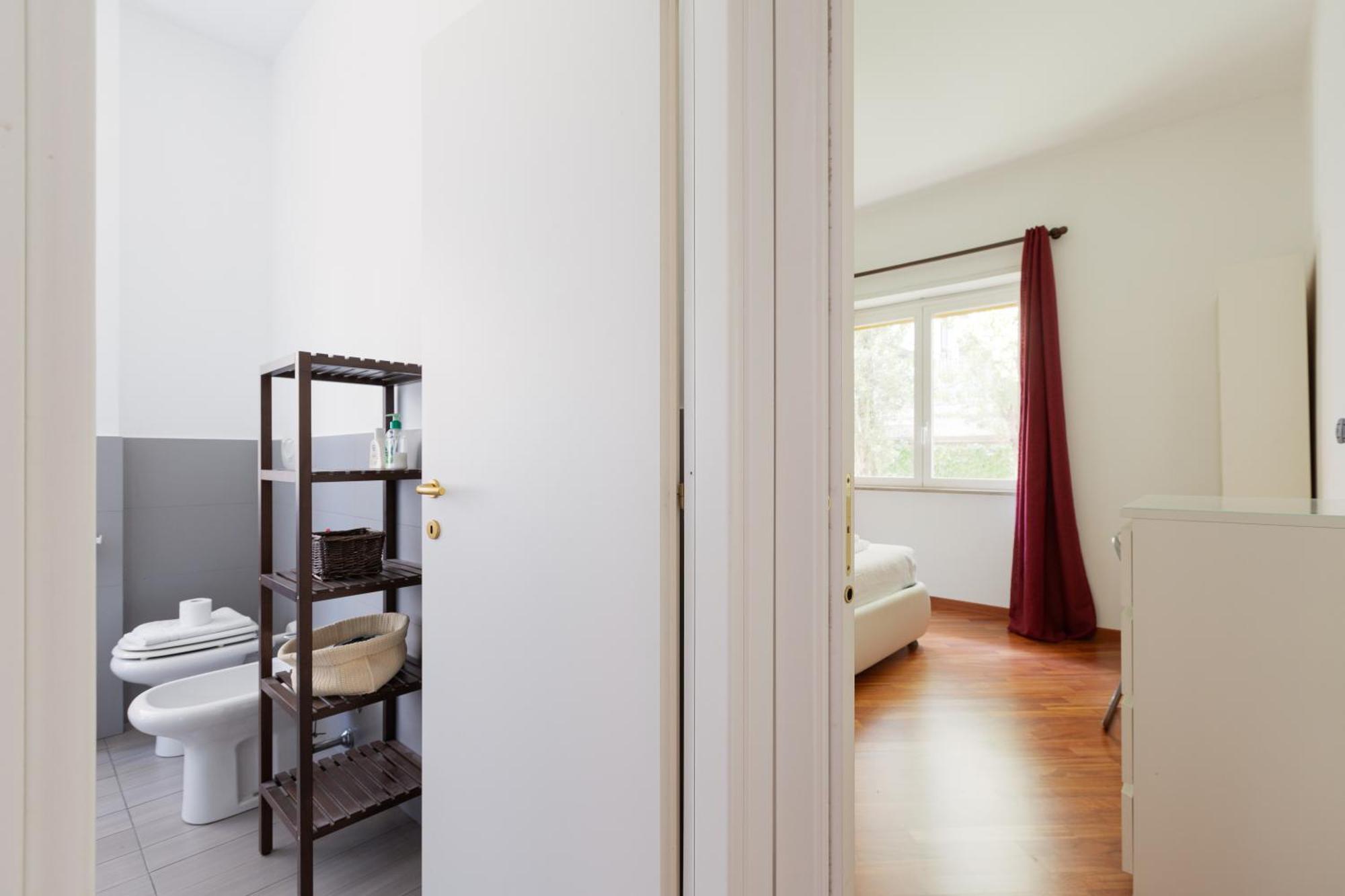 Ca' Granda M5 & Bicocca - With Parking Appartement *